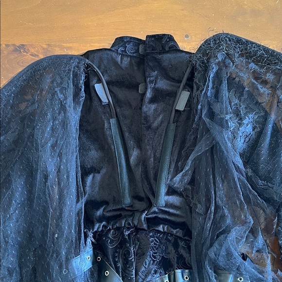 Spirit Halloween | Angel Of Darkness girls costume - Picture 6 of 12